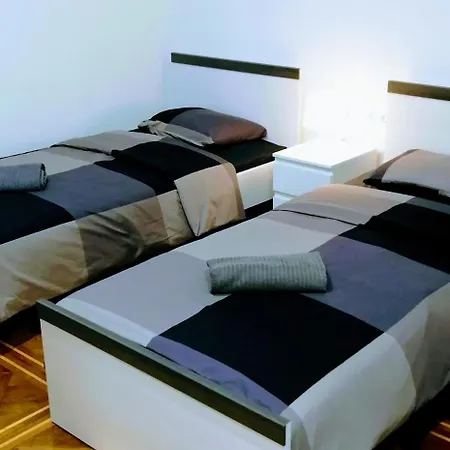 Lägenhet Pula-center Pula